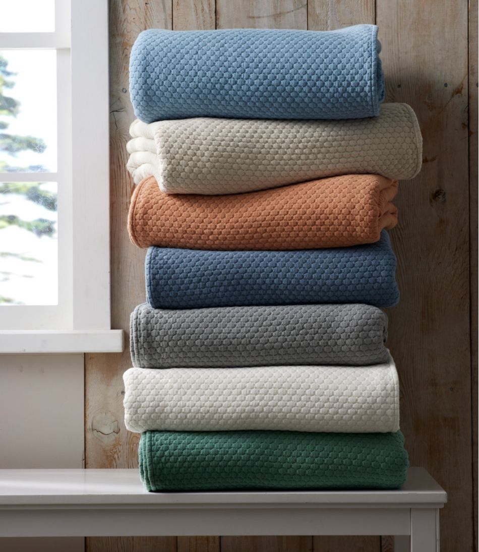 Organic Honeycomb Matelassé Bedspread | L.L.Bean online