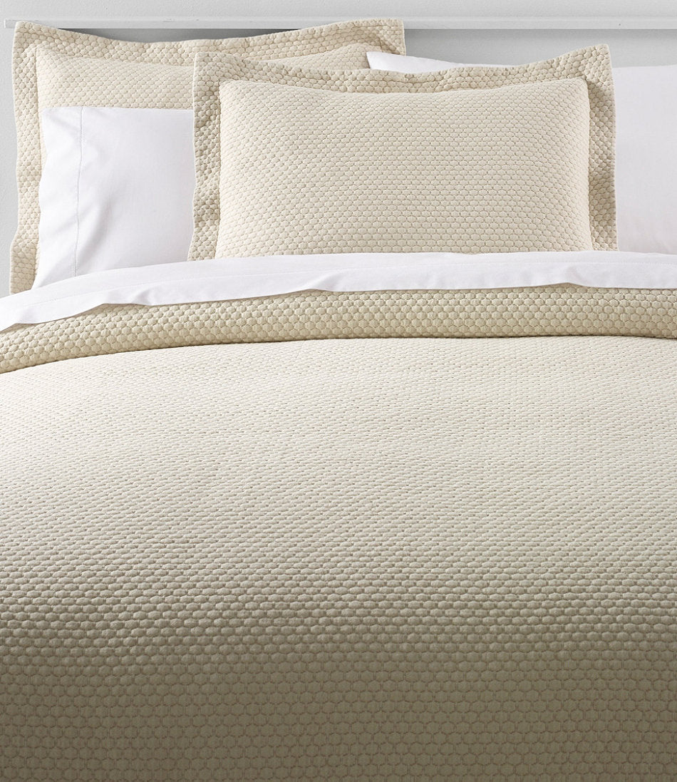 Organic Honeycomb Matelassé Bedspread | L.L.Bean online
